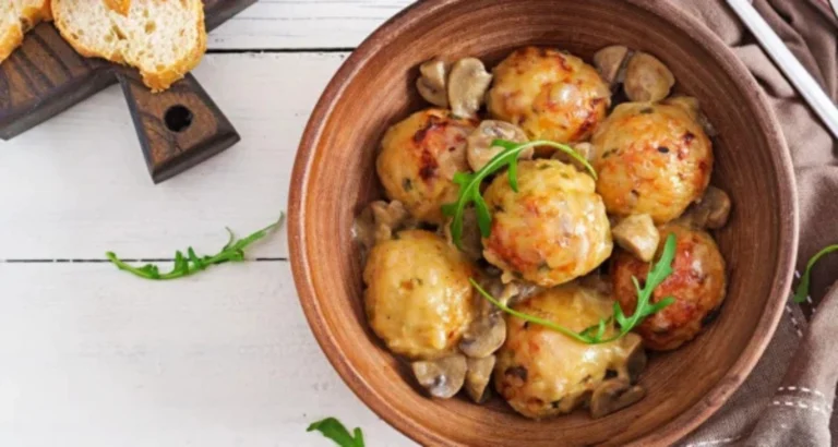 slow cooker tuscan chicken meatballs